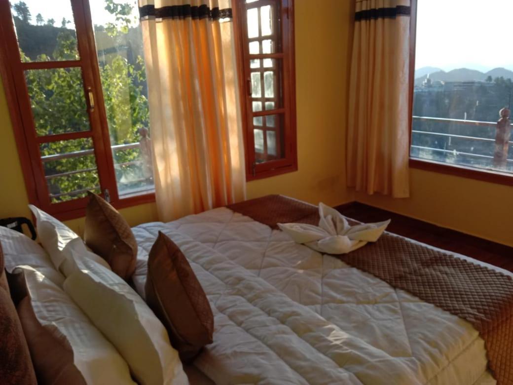 Floret Sojourn Hotel Shimla Exterior photo