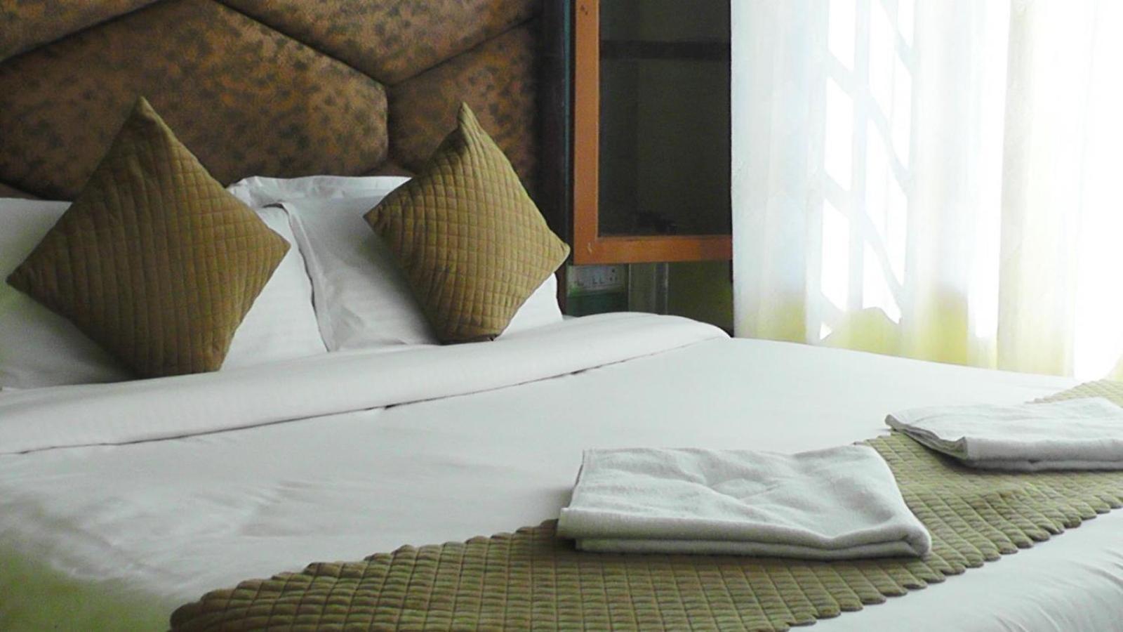 Floret Sojourn Hotel Shimla Exterior photo